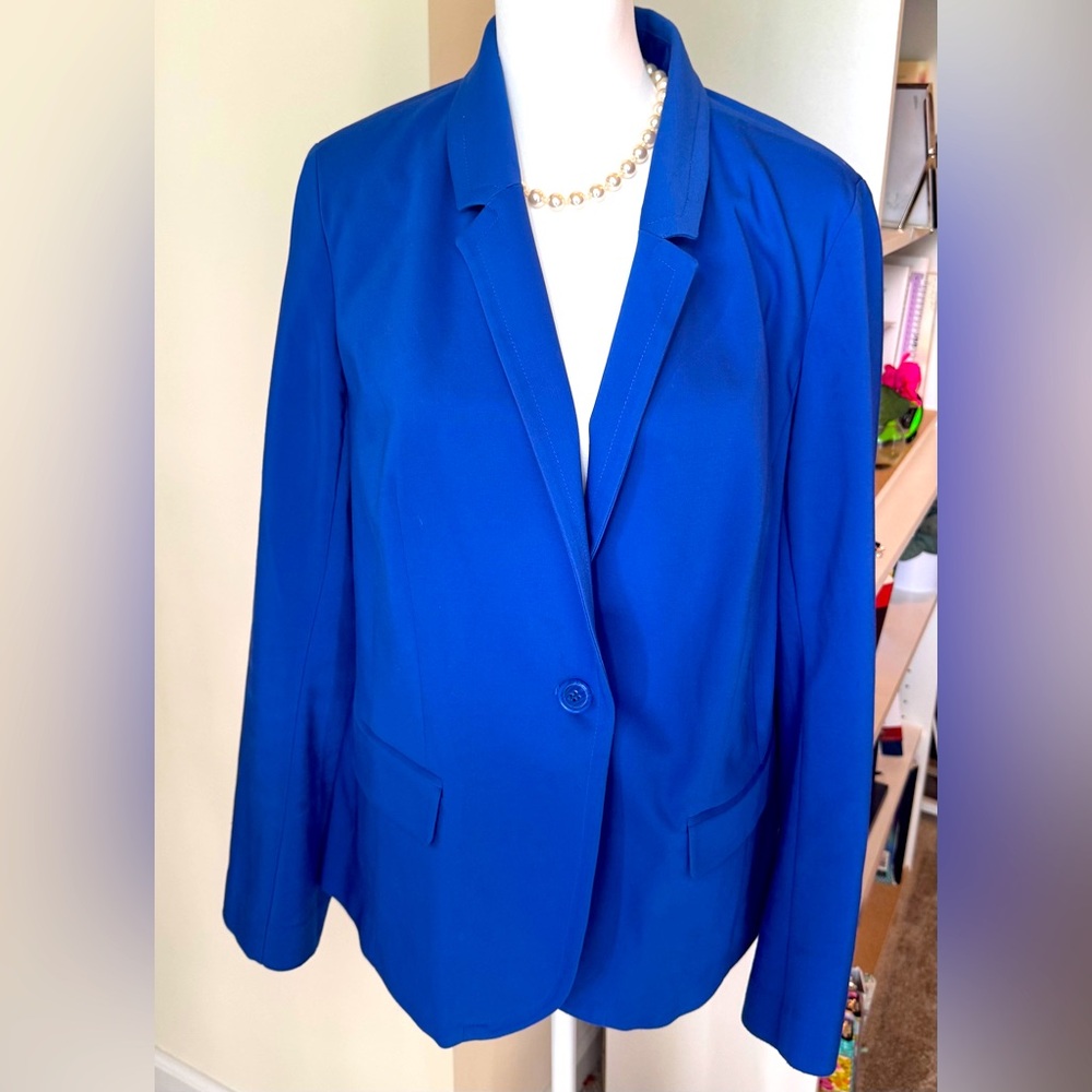 Tailored Fit Blue Blazer